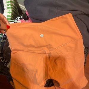 barely worn lululemon leggings